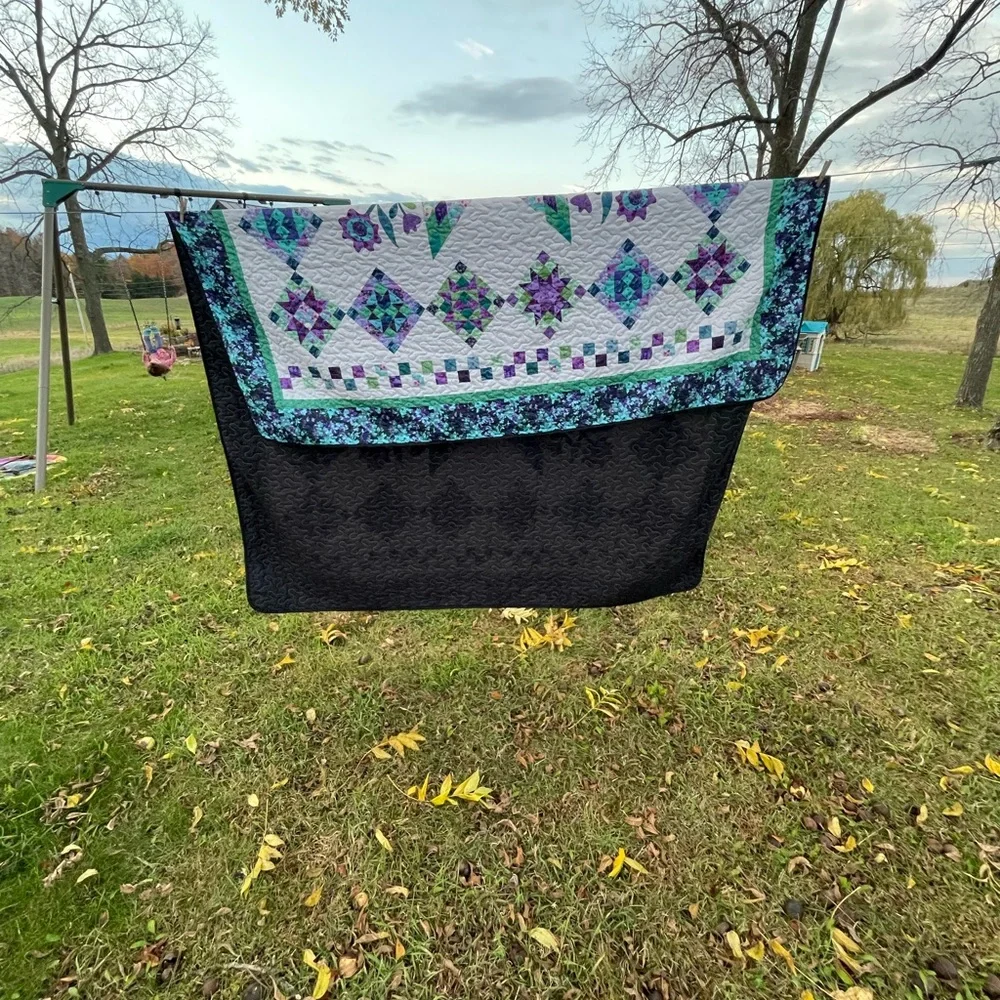 Elegant Starburst Quilt - Teal and Purple - Picture 7 of 7